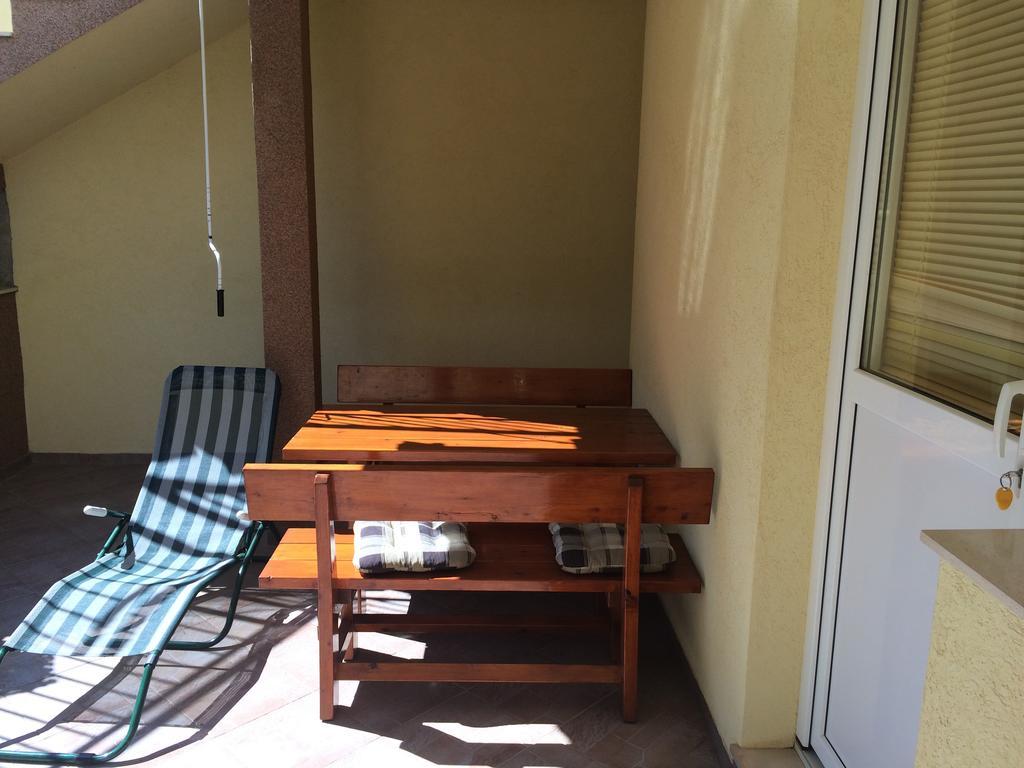 Apartment Kolundzic Novi Vinodolski Dış mekan fotoğraf
