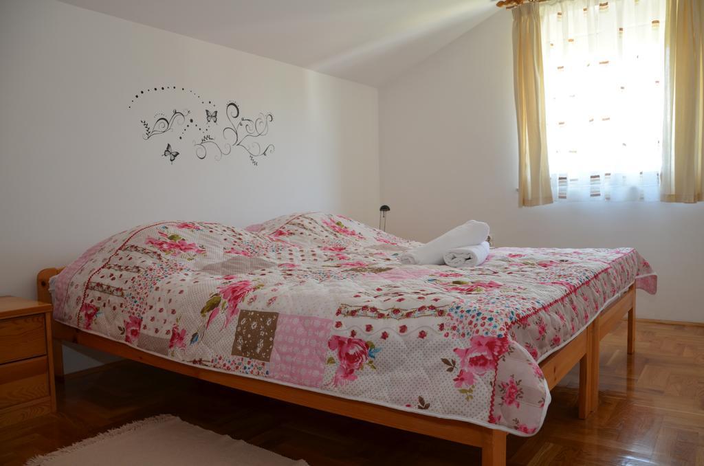 Apartment Kolundzic Novi Vinodolski Dış mekan fotoğraf